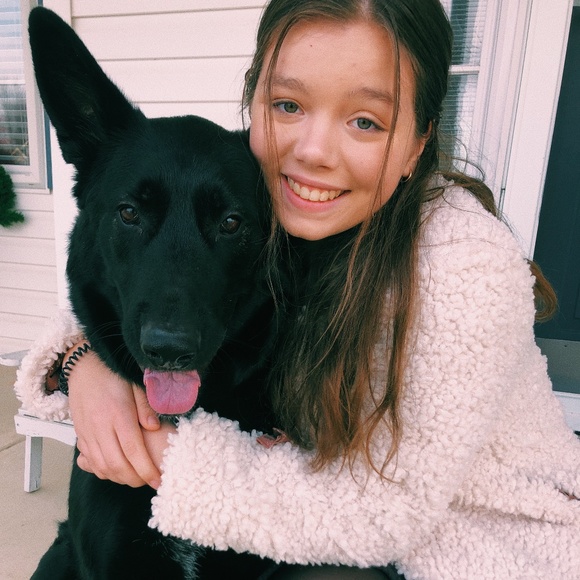Meet your Posher, Paige - Picture 1 of 1